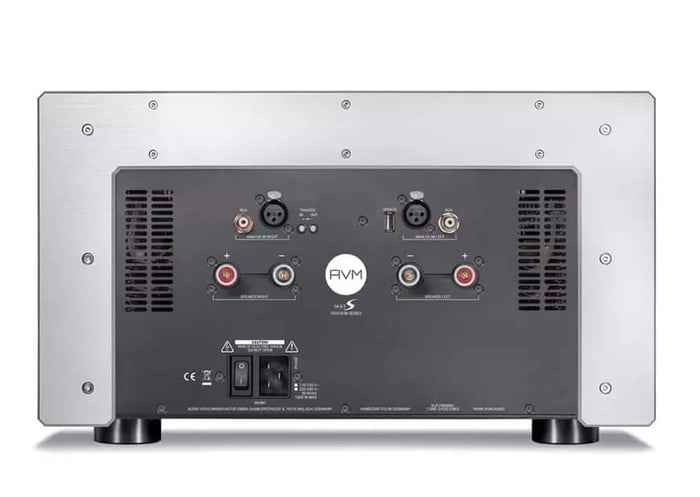 Stereo power amplifier AVM Ovation SA 8.3 S