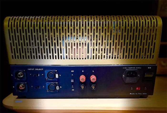 An intimate look at the classic components inside the Pilot Radio 232