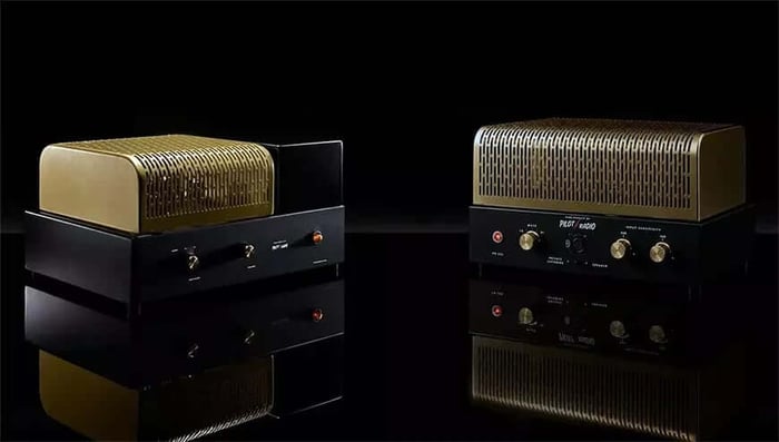 The Pilot Radio 232 pairs with the Pilot Phono and Line Preamplifier for a full vintage audio setup