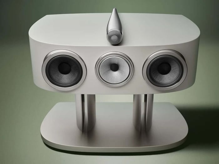 The 800 Series Diamond D5, ready to redefine your music experience