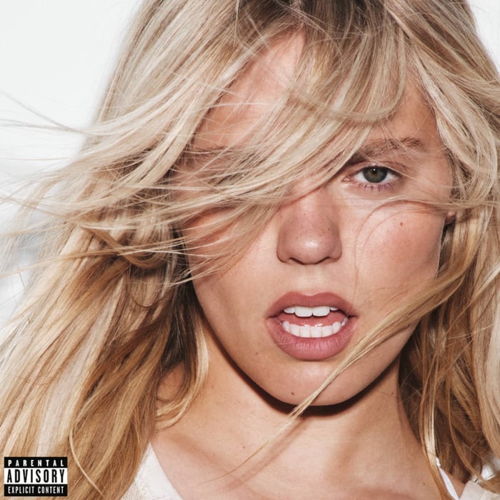 Renee Rapp – ‘Bite Me’ Album Artwork