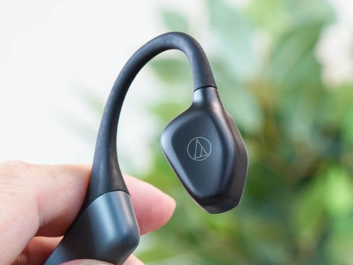 Audio Technica ATH-CC500BT2 Side View