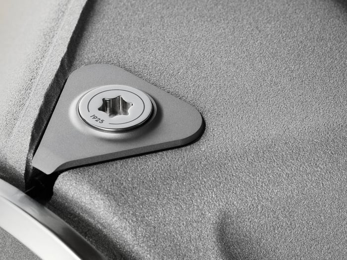 Beolab 90 Titan Edition showing off its inner drivers