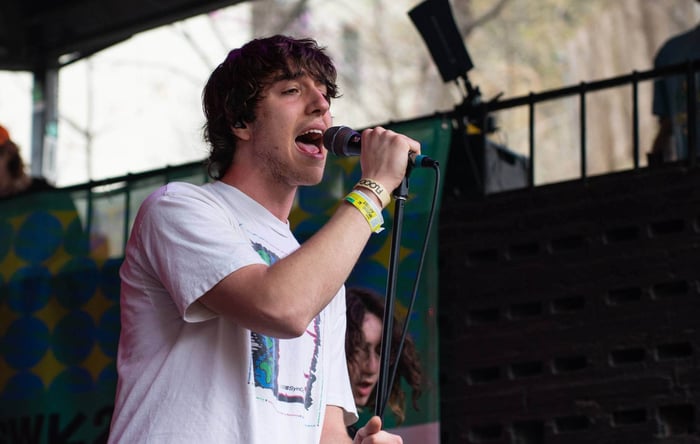 Cameron Winter of Geese performs on stage