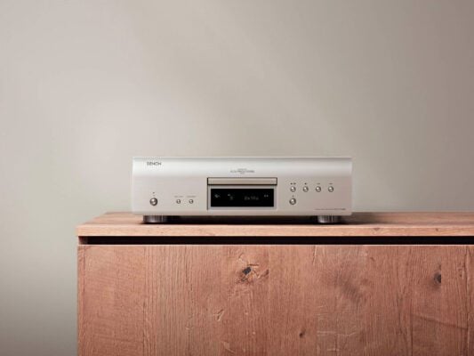 Denon DCD-1700NE lifestyle