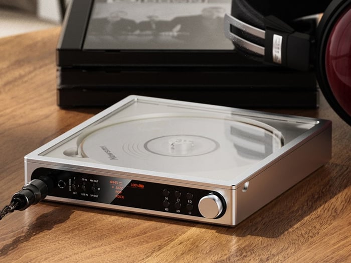 Side view highlighting the balanced headphone output