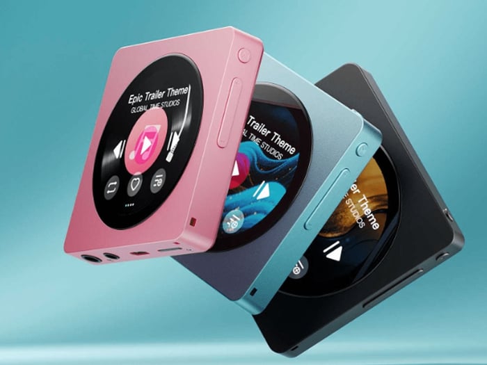 Multiple output ports for versatile Fiio Snowsky Disc connections