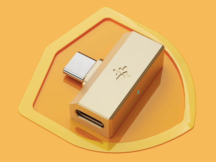 Fiio Snosky TINY dongle DAC in use with a gaming console