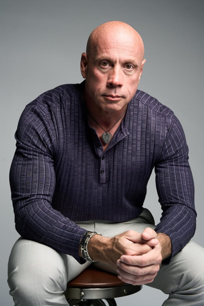 Kitt Wakeley deep in musical reflection