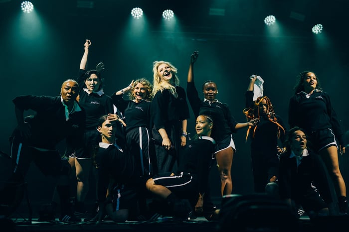 Self Esteem performing