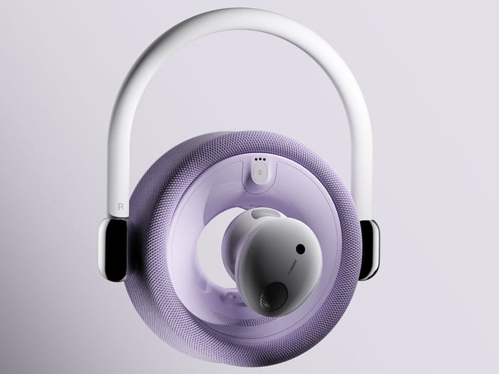 Behind-the-ear flexible band and charging case