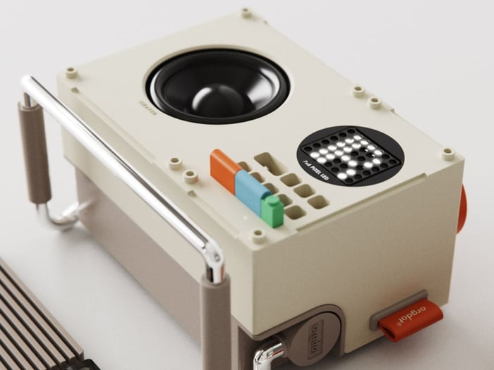 Side view of N200 speaker showcasing modular front panel