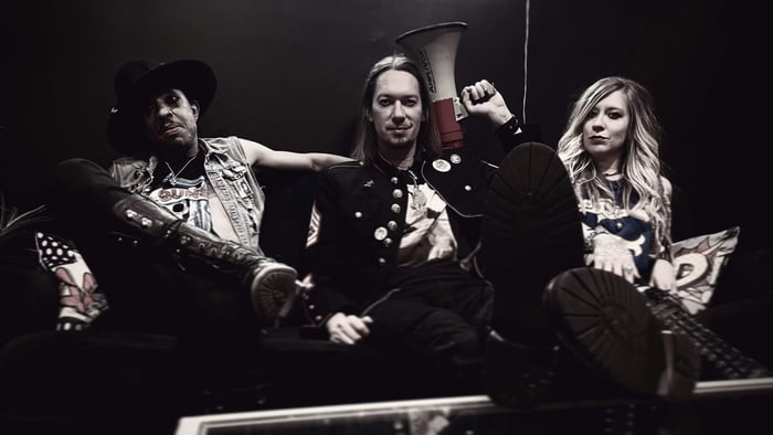 Sin Shake Sin brings a fresh and raw rock energy to the scene.