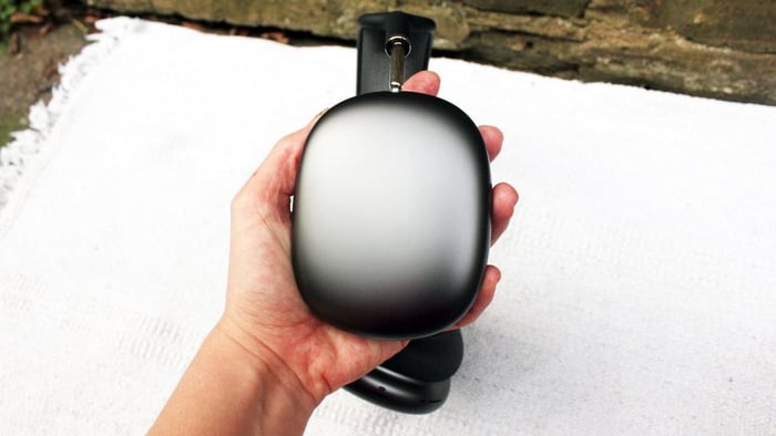 Apple AirPods Max - Premium Design