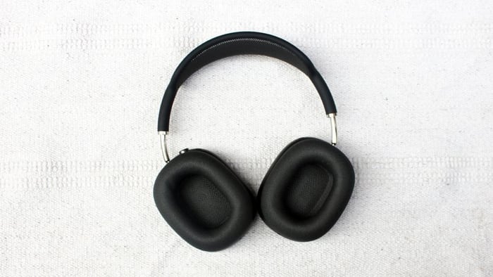 Smart Case for AirPods Max
