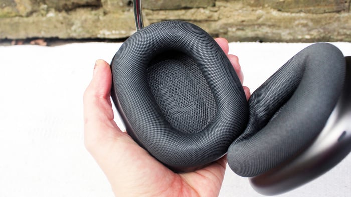 Mix-and-match ear pads would delight fans.
