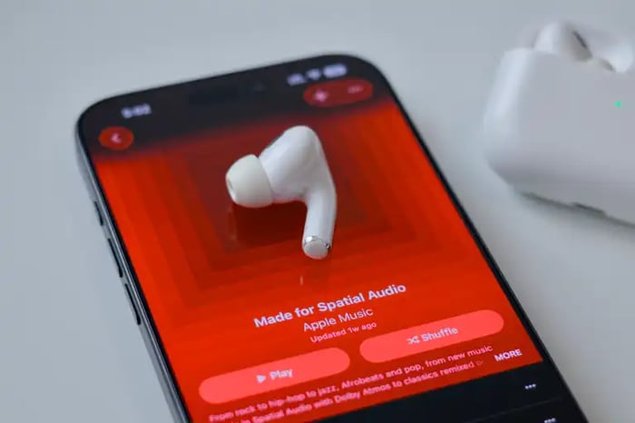 AirPods Pro 2 personalized spatial audio setup