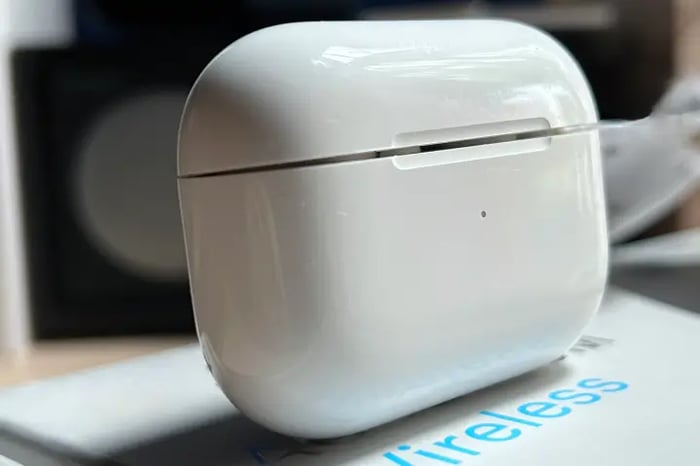 AirPods Pro 2 and Sony WF-1000XM5