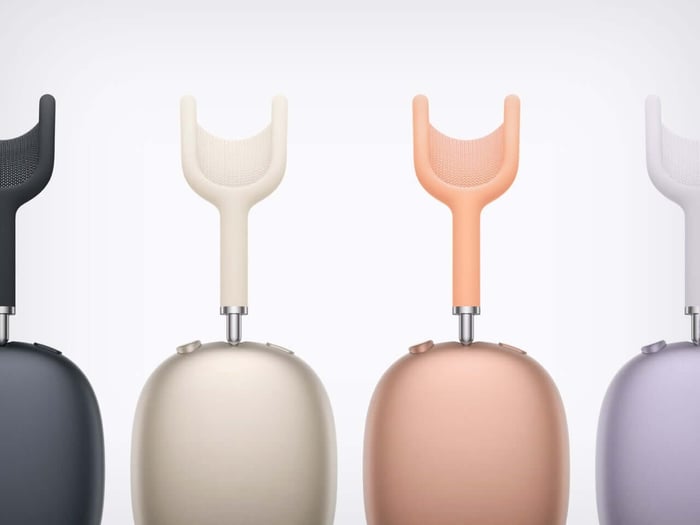 Close-up view of AirPods Max 2 ear cushion and mesh knit detail