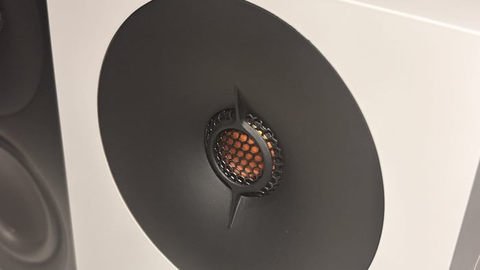 Cambridge Audio L/RX speakers in listening demo