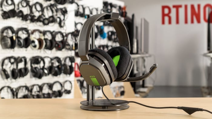 Astro A10 offers excellent mic clarity, perfect for team communication