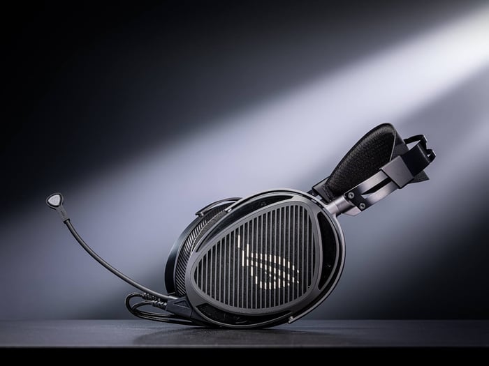 ROG Kithara headset with mic and earcup visible