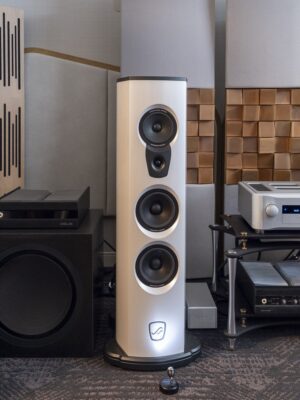 Audio Solutions Virtuosa balanced sound floorstander