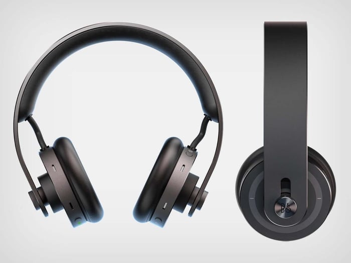 Precision tool and headphone detail highlighting the calibration mechanism