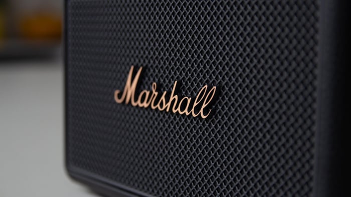 Bluetooth speaker Marshall Kilburn III | Retro design and build