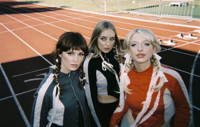blusher band racer ep review