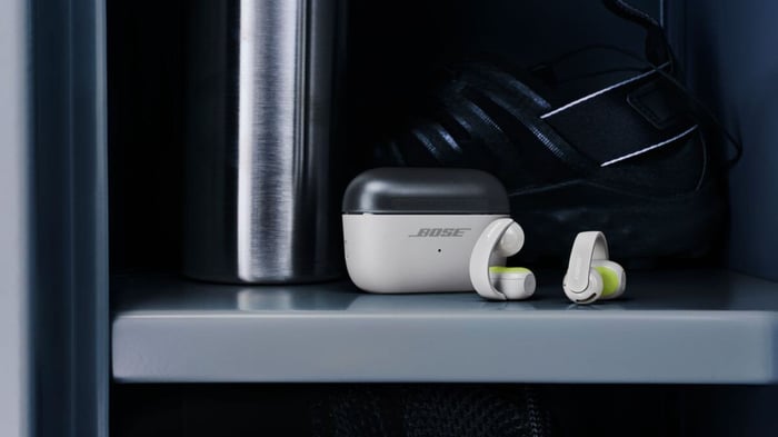 Bose Sport Open Earbuds lifestyle