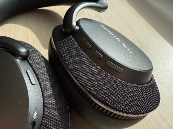 Bowers & Wilkins PX7 S3 app interface