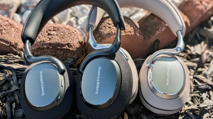 Close-up of the elegant materials and craftsmanship in Px8 S2 headphones