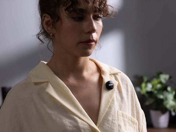 BOYALINK 3 button-sized wireless microphone