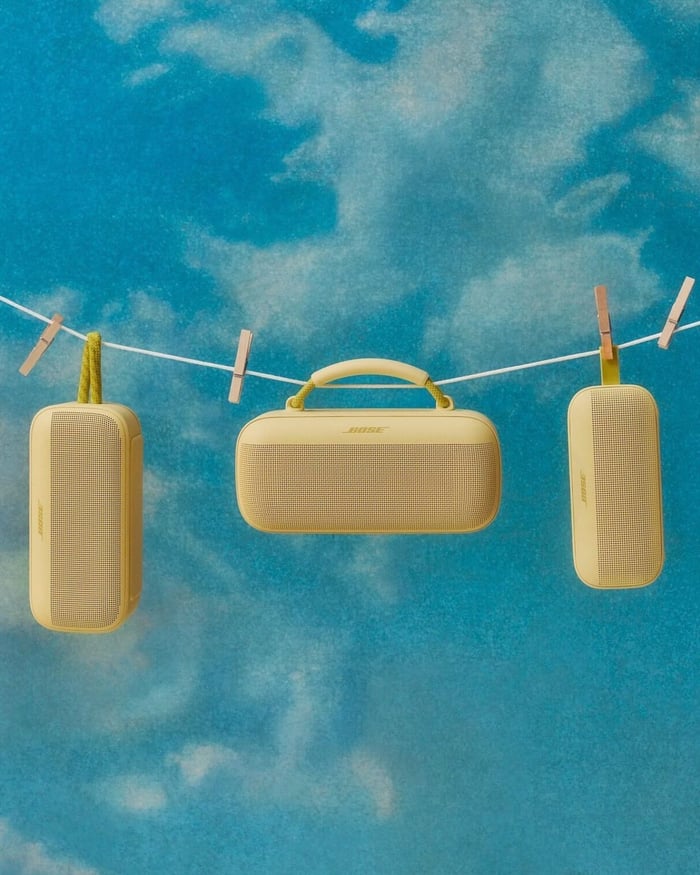 Final shot of the butter-themed Bose packaging