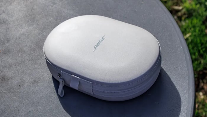 The Bose sound signature: warm, bass-forward, and smooth.