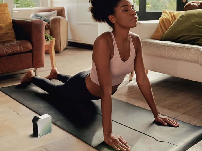 Cloudbeat speaker showing backplate and repairability