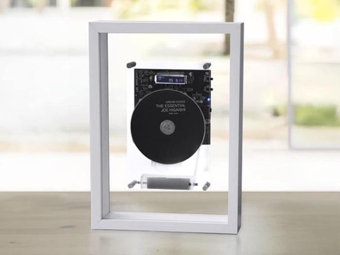MusicFrame M1 transparent frame detail