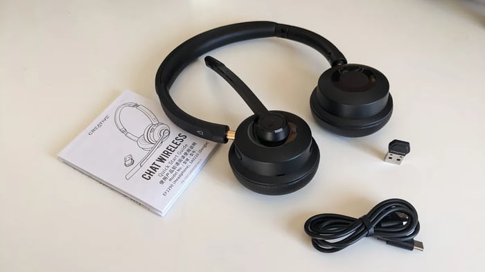 Creative Chat Wireless sleek and professional headset