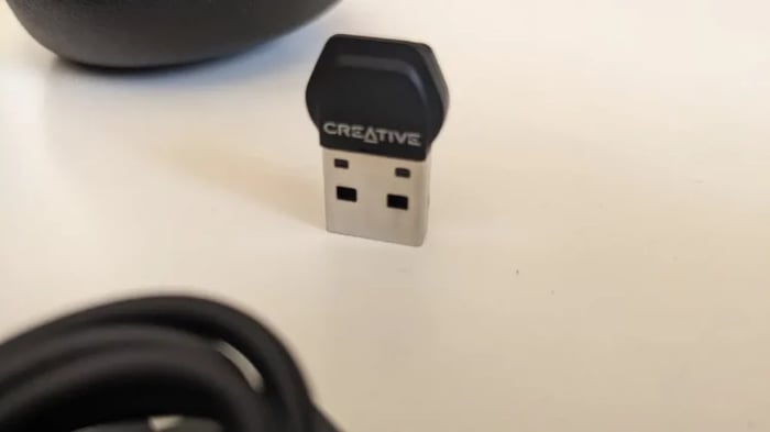 Creative Chat Wireless earcup with metal accents
