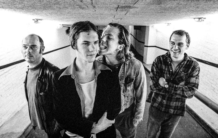 dEUS live in 1996, photo by Paul Bergen