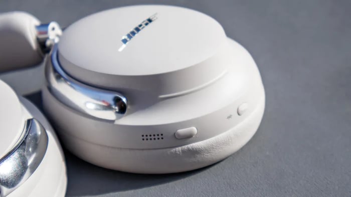 Physical buttons work fine, but the touch slider? Less impressive.