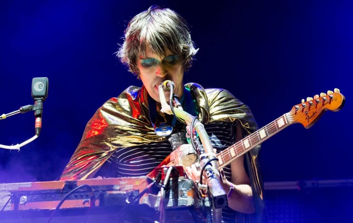 Steven Drozd on stage with The Flaming Lips, 2018