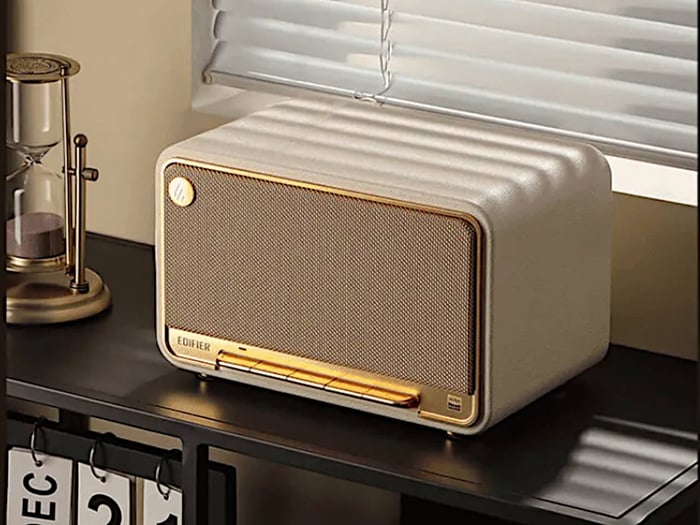 The D32’s tweeters and mid-low driver deliver a full spectrum of sound