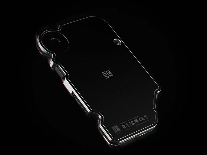 Close-up of cartridge insertion revealing design cues