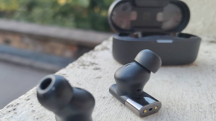 Status Audio Pro X Review: Premium Earbuds with Impressive Sound Quality