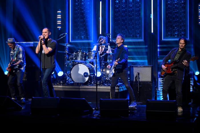Michael Shannon and Jason Narducy to Celebrate R.E.M.'s 'Life’s Rich Pageant' in 2026!