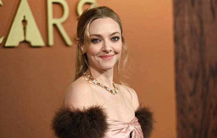 Amanda Seyfried Hopes Sydney Sweeney and Sabrina Carpenter Star in Mamma Mia 3