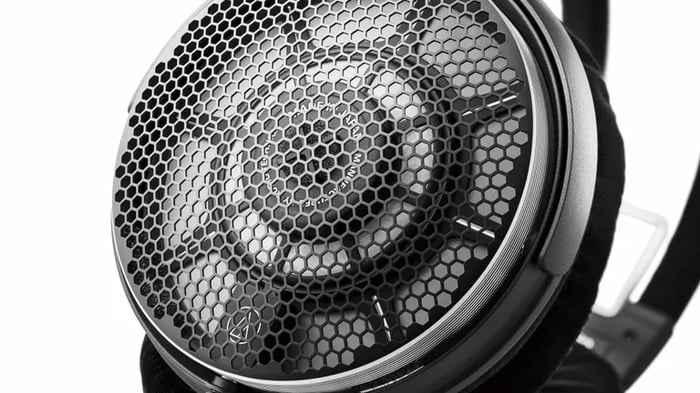 Audio-Technica Challenges Audio Fans: ATH-ADX7000 Headphones That Will Transform Your Sound Experience