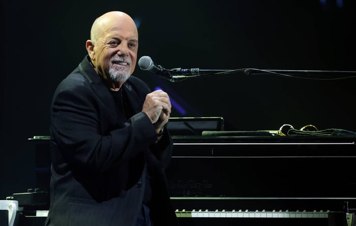 Billy Joel Joins His Tribute Band on Stage in First Live Performance Since Brain Disorder Diagnosis